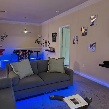 Stay And Play - Sleeps 7 
